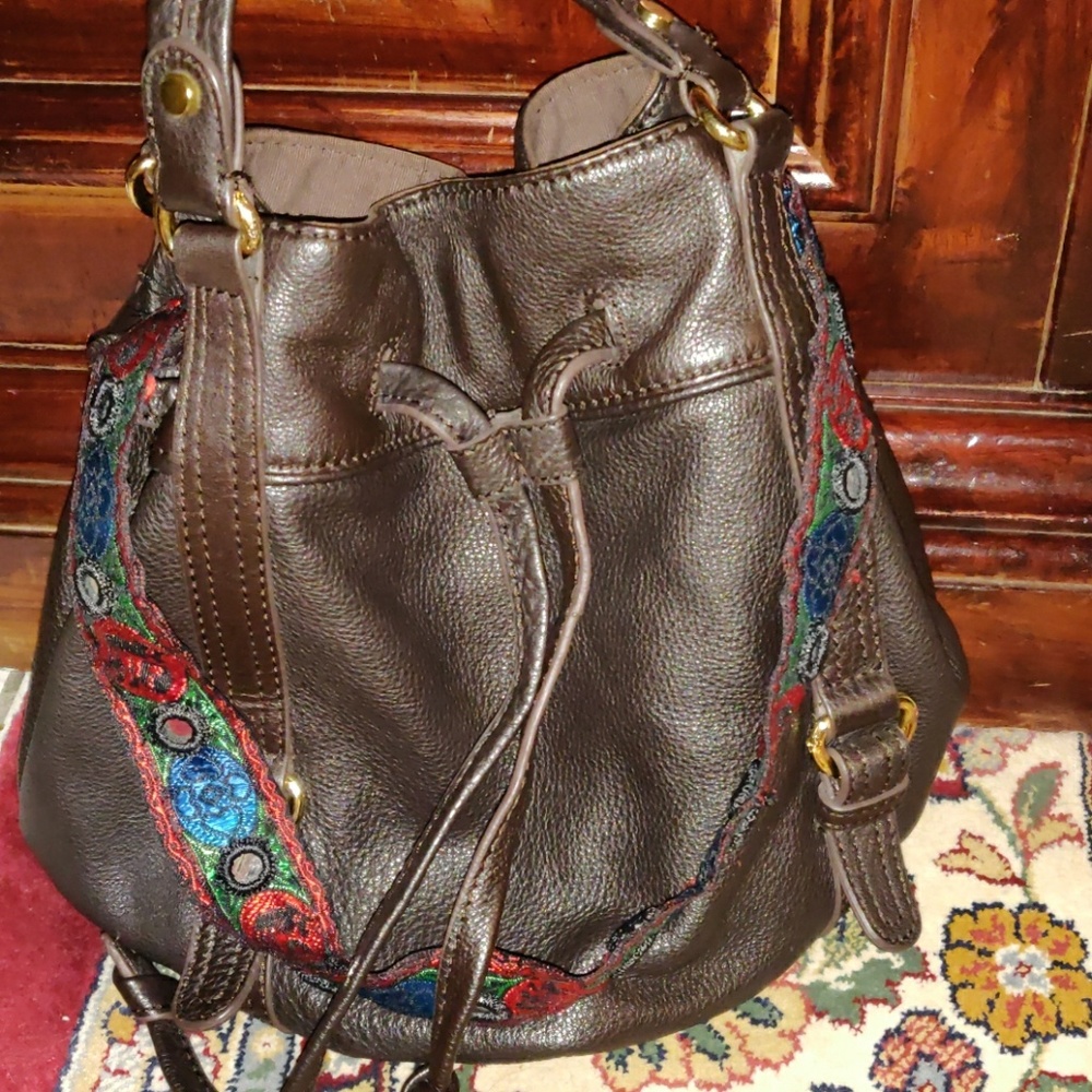 The sak small leather shoulder bag